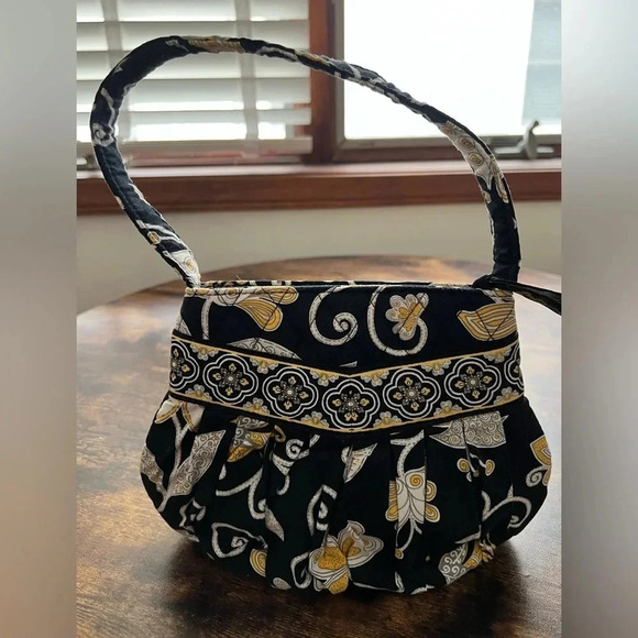 RETIRED: Vera Bradley | women’s Hannah style, yellow bird pattern handbag - Picture 10 of 13